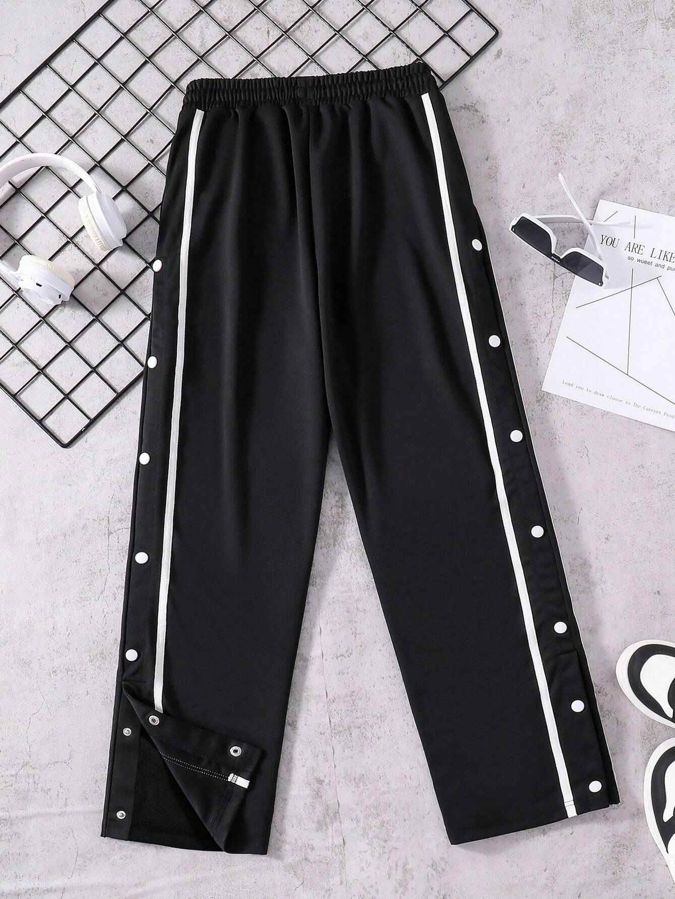 Button stripe Aestehtic Sweatpants ( Black ) - Premium Trouser from The Divine Shop - Just Rs.2250! Shop now at The Divine Shop
